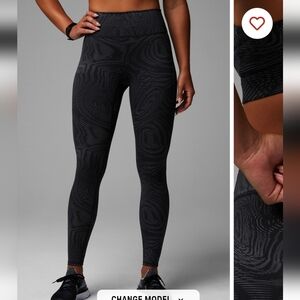 Fabletics Anywhere Motion365 HR Leggings 7/8 : Black High Frequency Reflective
